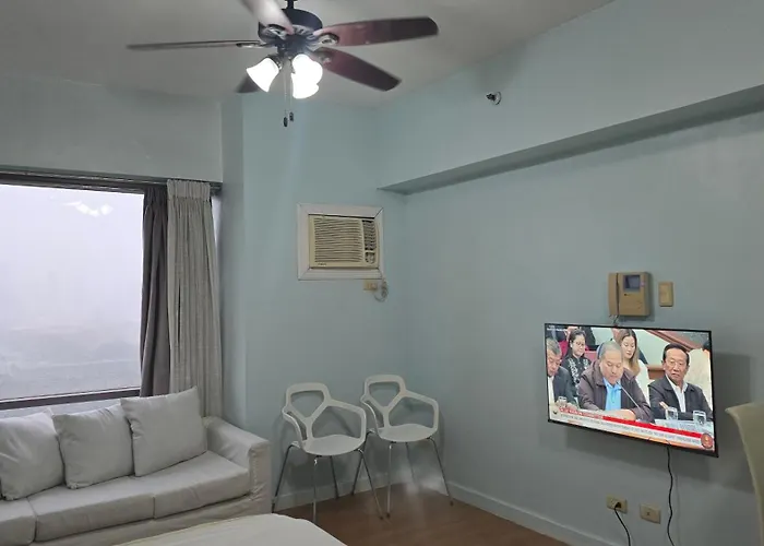 Apartment Eton Baypark By Triple View Condotel *